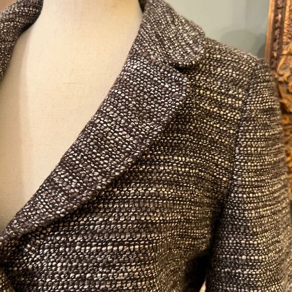 NWT Ann Taylor Boucle Tweed Cropped Brown White Jacket Blazer Size 6 - Picture 2 of 3